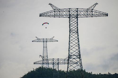 防止架空線引進危險電壓的措施