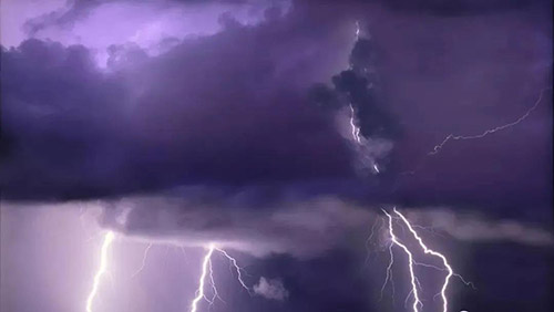 雷電預警系統為什么要使用大氣電場儀-成長階段